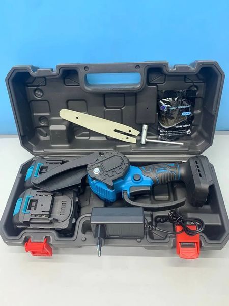 Аккумуляторная цепная мини-пила6 inch Electric SAW BLUE кейсом / 2 аккумулятора 4А/ч 8644 00022664 фото