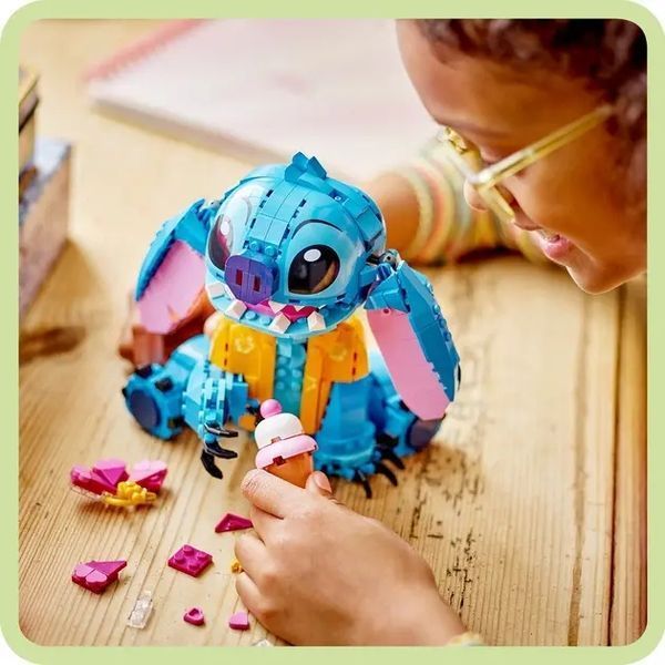 Конструктор Disney Classic Стич 744 деталей 00016429 фото