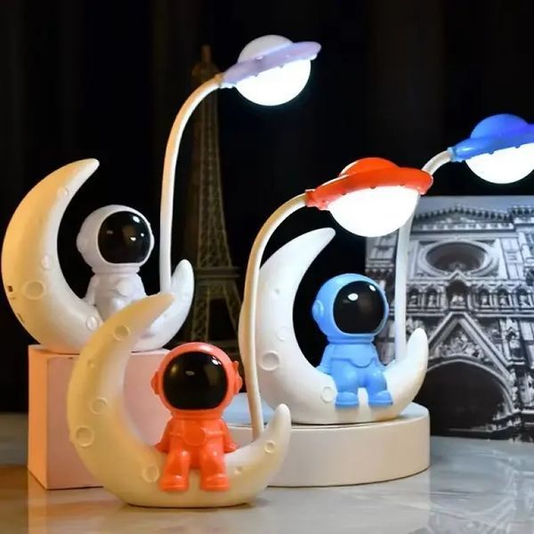 Ночник-светильник "Космонавт на Луне" 00022159 фото