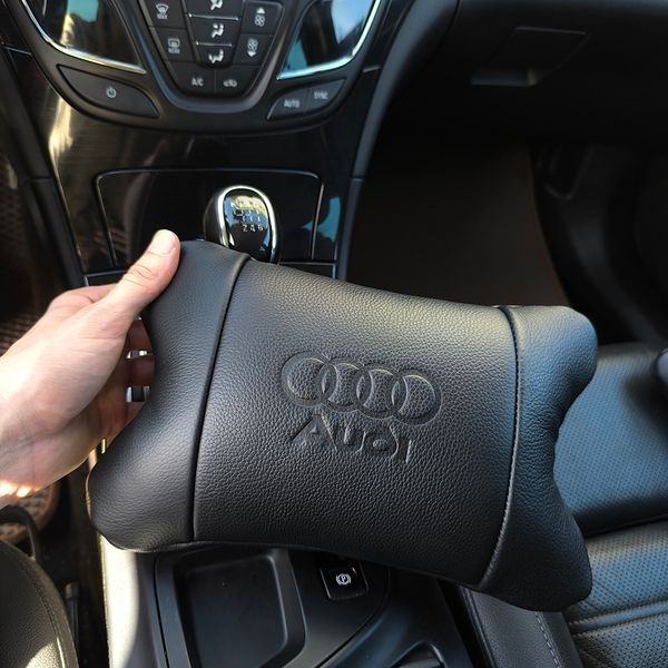 Набір шкіряних подушок Audi + брелок у подарунок, подушки на підголовник у авто 00016878 фото