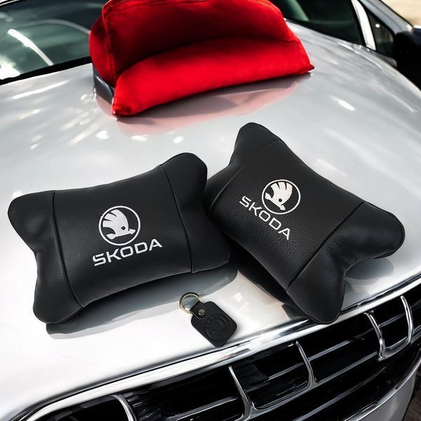Автомобільні подушки 2 шт на підголівник Skoda / Шкода, з натуральної шкіри, стильний аксесуар для вашого авто 00016806 фото