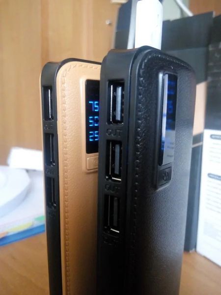Портативное зарядное 20000 mahc экраном 3 USB + фонарик,павер банк, Power Bank 00017909 фото