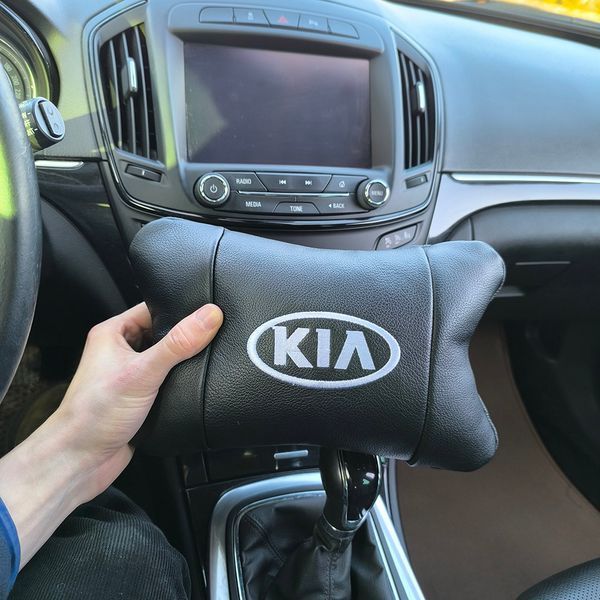 Автодушки 2 шт на подголовник Kia/Киа, натуральная кожа, черные, Подголовник для авто с комфортом 00017028 фото