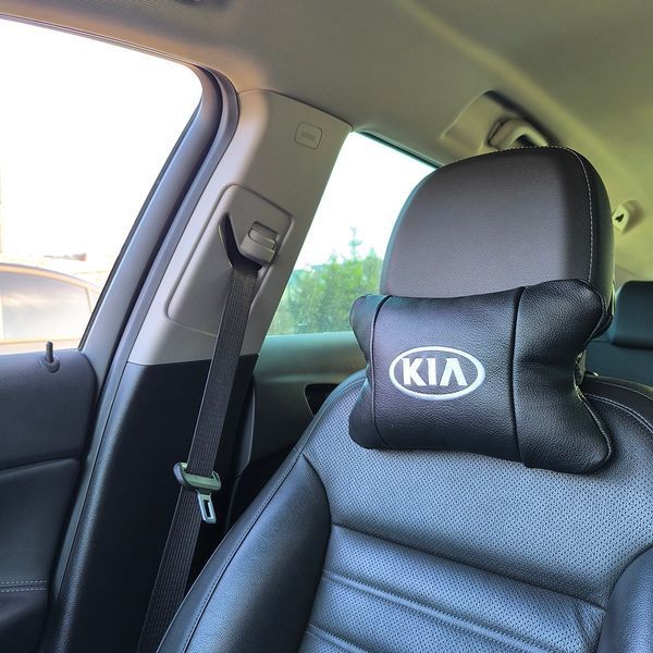 Автодушки 2 шт на подголовник Kia/Киа, натуральная кожа, черные, Подголовник для авто с комфортом 00017028 фото