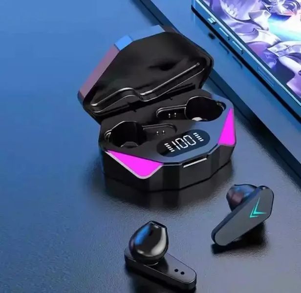 Бездротові ігрові навушники X 15 з RGB LED підсвічуванням та шумоподавленим 00023905 фото