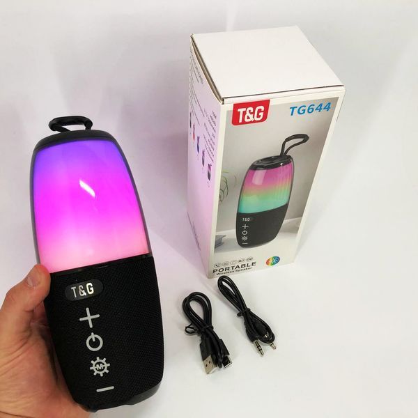 Портативна колонка TG644 5W з RGB підсвічуванням та ремінцем, блютуз колонка з акумулятором. Колір: чорний 00017211 фото