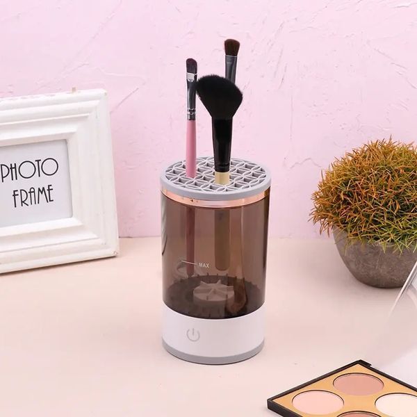 Електричний очищувач пензлів для макіяжу Cleaning Brush 2 в 1 підставка для чищення та сушіння косметичних пензликів 00014595 фото