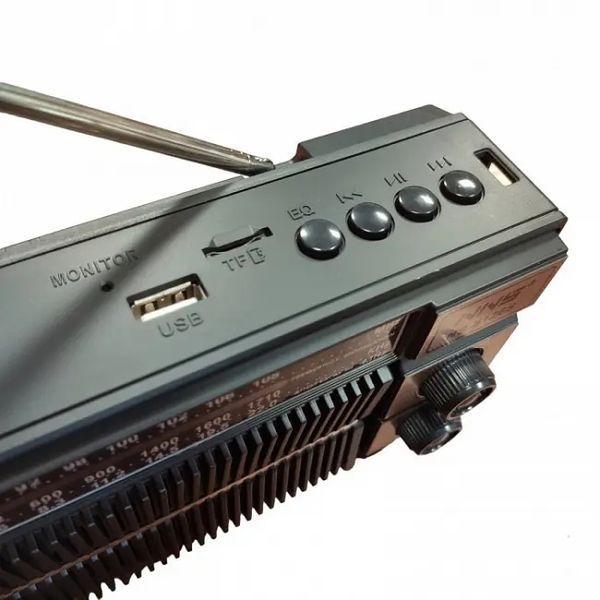 Радиоприемник портативный на аккумуляторе с солнечной панелью Rotosonic XB-122URT USB TF 00018059 фото