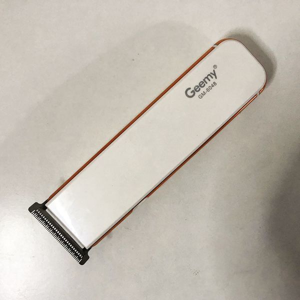 Профессиональная машинка для стрижки волос Gemei GM-6048, электробритва для головы. Цвет: белый 00015111 фото