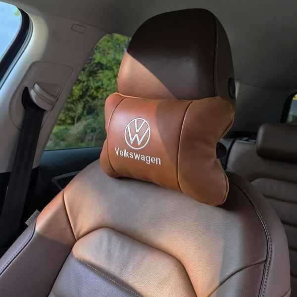 Набор подушек 2шт для автомобиля Volkswagen из натуральной коричневой кожи. Подушки на подголовник 00016772 фото