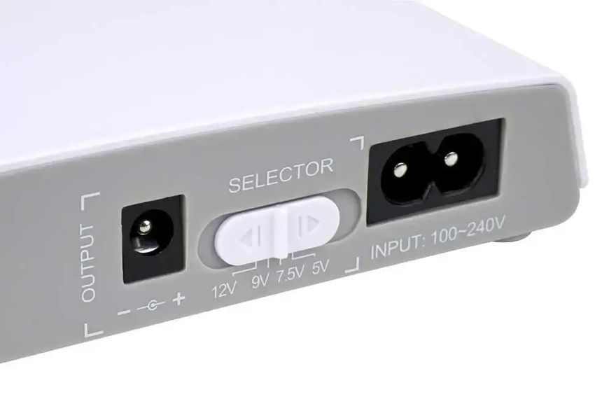 Источник бесперебойного питания для роутера (ИБП) 5/9/12в - USB бесперебойник 12 вольт 32.56Wh (УПС) белый 00017582 фото