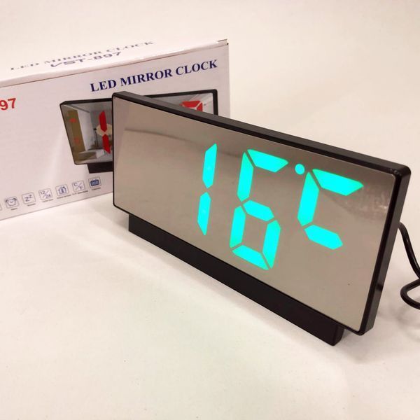Электронные настольные LED часы от USB VST-897-4 с будильником и термометром 00013350 фото