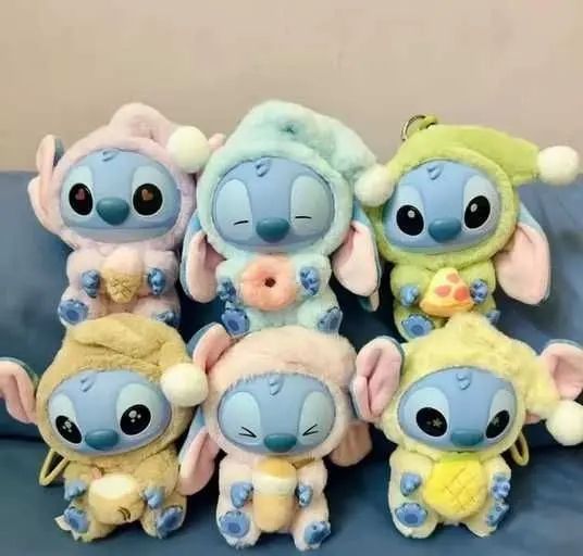 Мягкая коллекционная игрушка-сюрприз брелок Стич/Stitch Labubu 15см (цвет и вид случайный) 00016198 фото