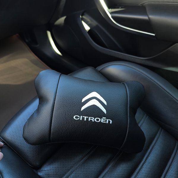 Набір шкіряних подушок Citro&euml;n з натуральної італійської шкіри + фірмовий брелок у подарунок 00016880 фото