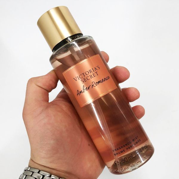 Парфюмированный спрей для тела Victoria's Secret Amber Romance 250 мл, original 00012501 фото