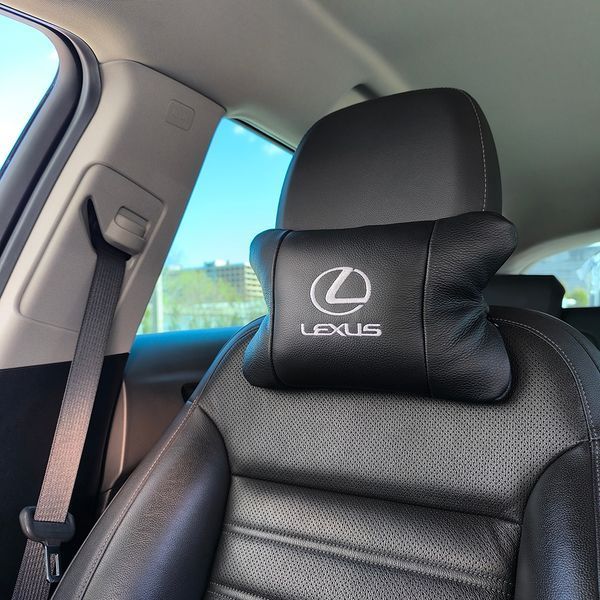 Набор автоподушек Lexus кожа Италия+ подарок, Автоподушки Лексус с вышивкой 00017070 фото