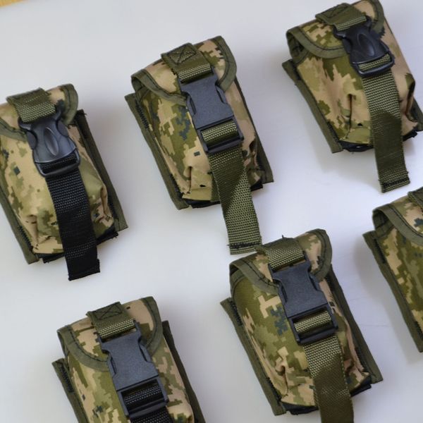 Качественный Подсумок под гранату из кордуры пиксель MOLLE для гранаты тактический 00018285 фото