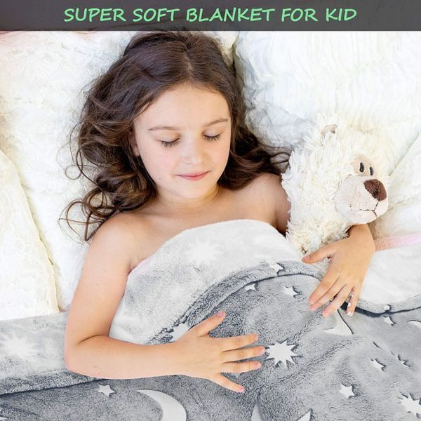 Светящийся в темноте плед плюшевое покрывало Blanket kids Magic Star 150х100 см флисовое одеяло. Цвет: серый 00012603 фото