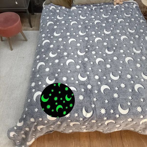 Светящийся в темноте плед плюшевое покрывало Blanket kids Magic Star 150х100 см флисовое одеяло. Цвет: серый 00012603 фото