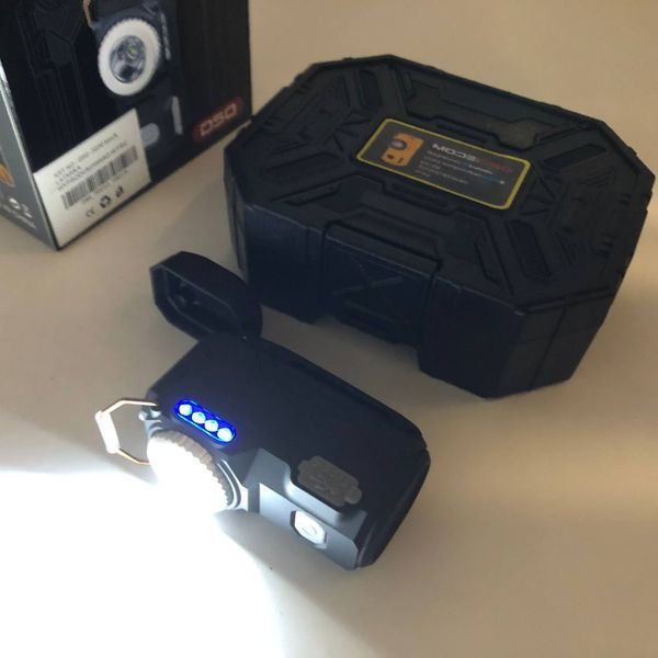 Многофункциональный армейский фонарь D50-SMD индикация заряда, зажигалка. Цвет: черный 00023041 фото