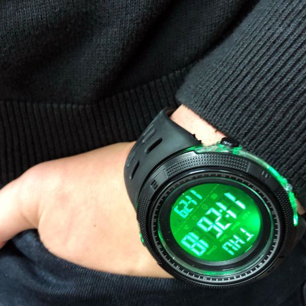 Часы наручные мужские SKMEI 2070BK BLACK, водостойкие тактические часы. Цвет: черный 00022425 фото