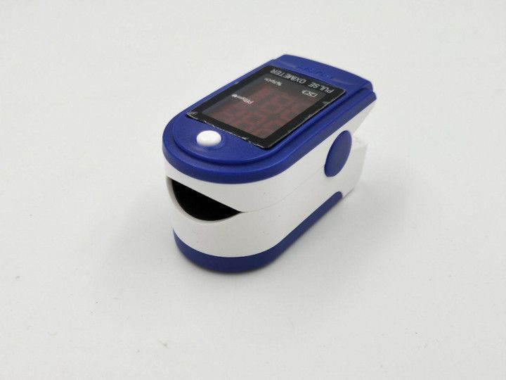 Пульсоксиметр fingertip pulse oximeter sp07 00015089 фото