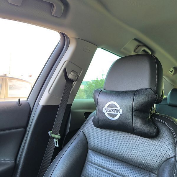 Подушки в авто 2 шт Nissan, натуральная кожа, с логотипом Ниссан, на подголовник для вашей машины 00016804 фото