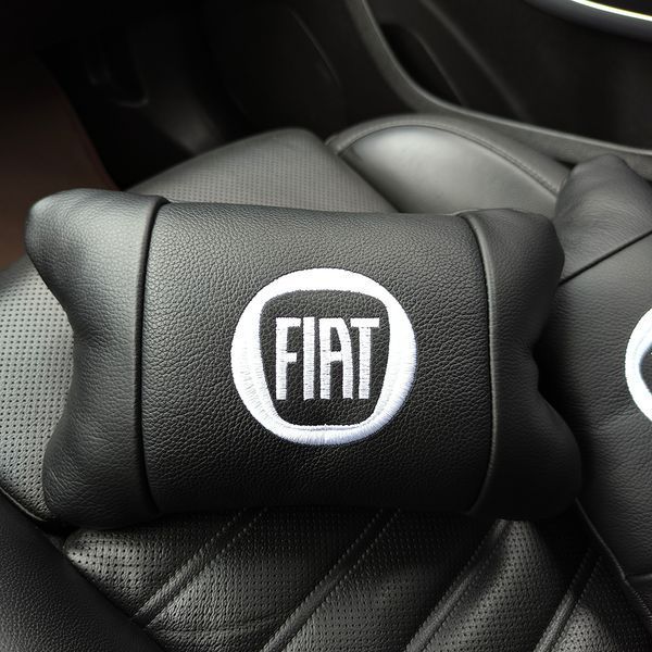 Набір подушок Fiat з натуральної шкіри + вишивка логотипу та шкіряний брелок у подарунок 00016882 фото