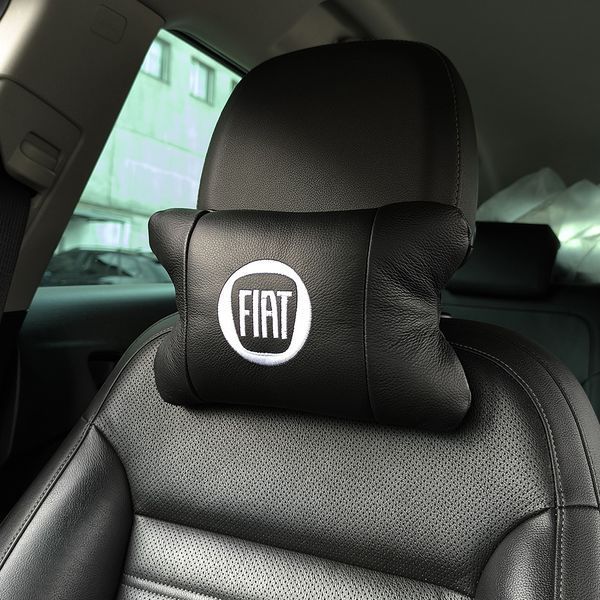 Набір подушок Fiat з натуральної шкіри + вишивка логотипу та шкіряний брелок у подарунок 00016882 фото