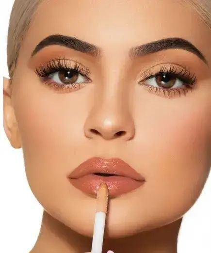 Набор подарочный KYLIE розовый | Подарочный набор декоративной косметики | Косметика Кайли Дженнер 00015612 фото