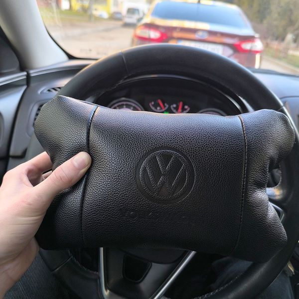 Набір шкіряних подушок 2шт - Volkswagen на підголовник у машину, Автомобільна подушка 00016831 фото