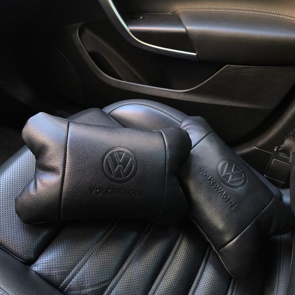 Набір шкіряних подушок 2шт - Volkswagen на підголовник у машину, Автомобільна подушка 00016831 фото