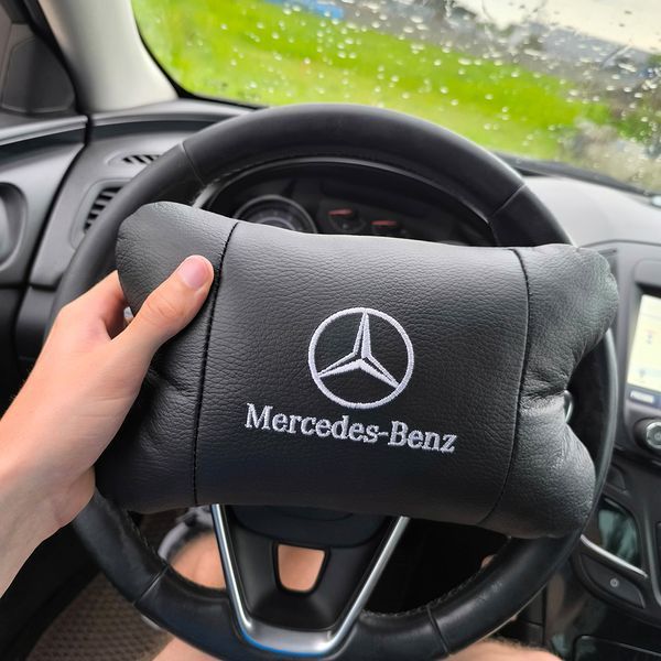 Мерседес 2шт, натуральная кожа, подушки на подголовник для авто с логотипом Mercedes-Benz 00016730 фото