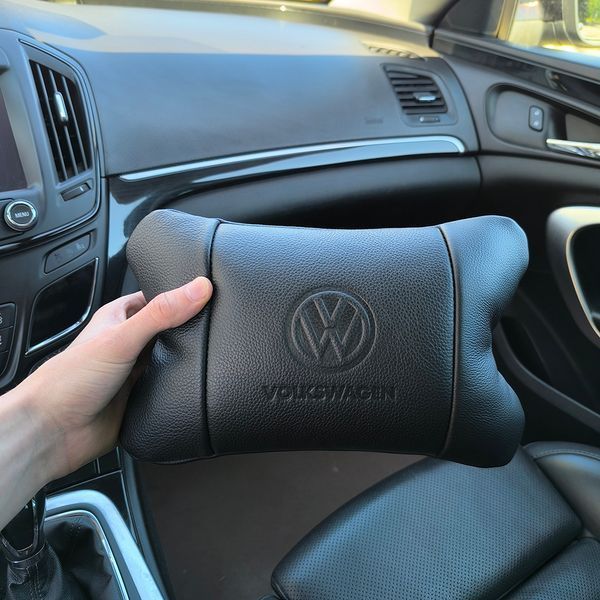 Набір шкіряних подушок 2шт - Volkswagen на підголовник у машину, Автомобільна подушка 00016831 фото